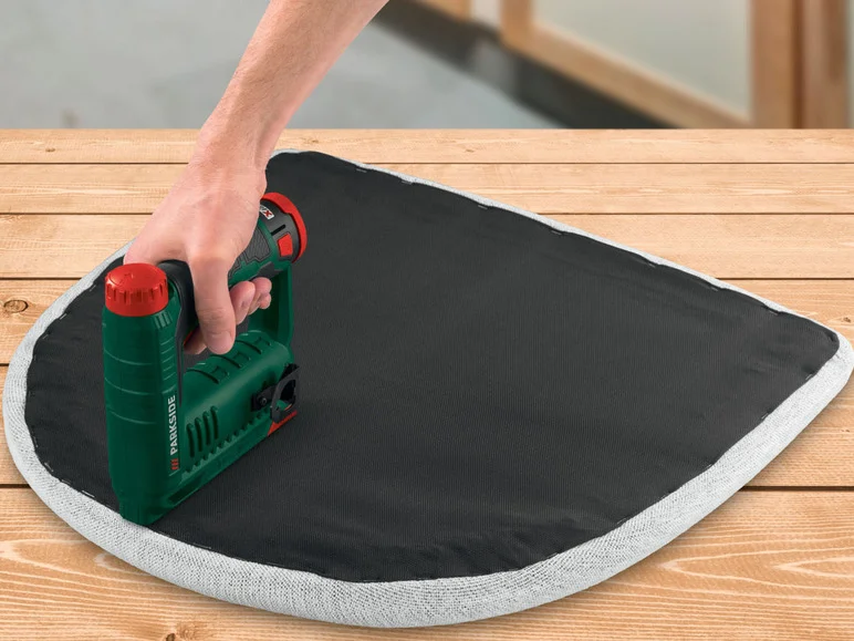 PARKSIDE® Agrafeuse sans fil PAT 12 B2. sans batterie ni chargeur. 12 V