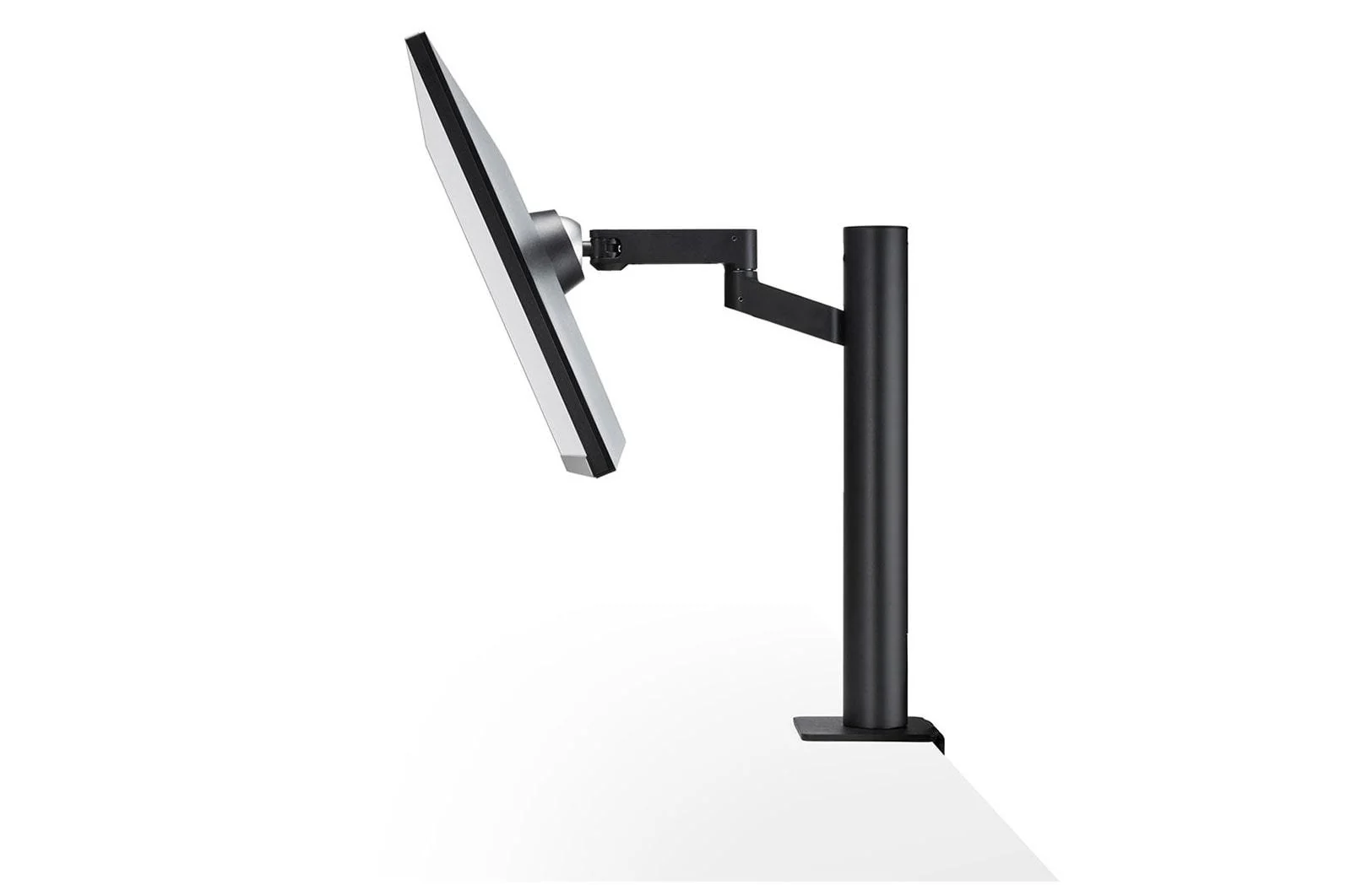 LG UltraFine Ergo 27UN880P-B 27 3840 x 2160 (4K) HDMI DisplayPort USB-C 60Hz Forlæng Træk tilbage  Dockingskærm