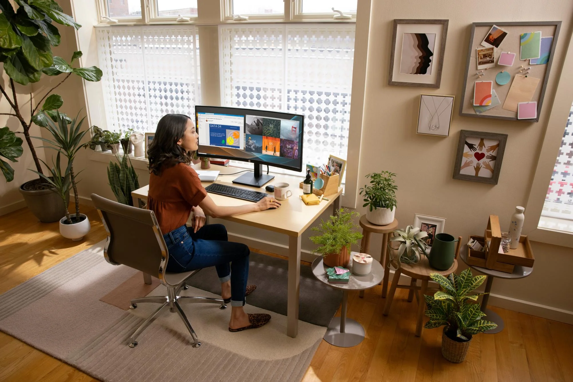 HP P34hc G4 34 3440 x 1440 (UltraWide) HDMI DisplayPort USB-C 60Hz  Dockingskærm