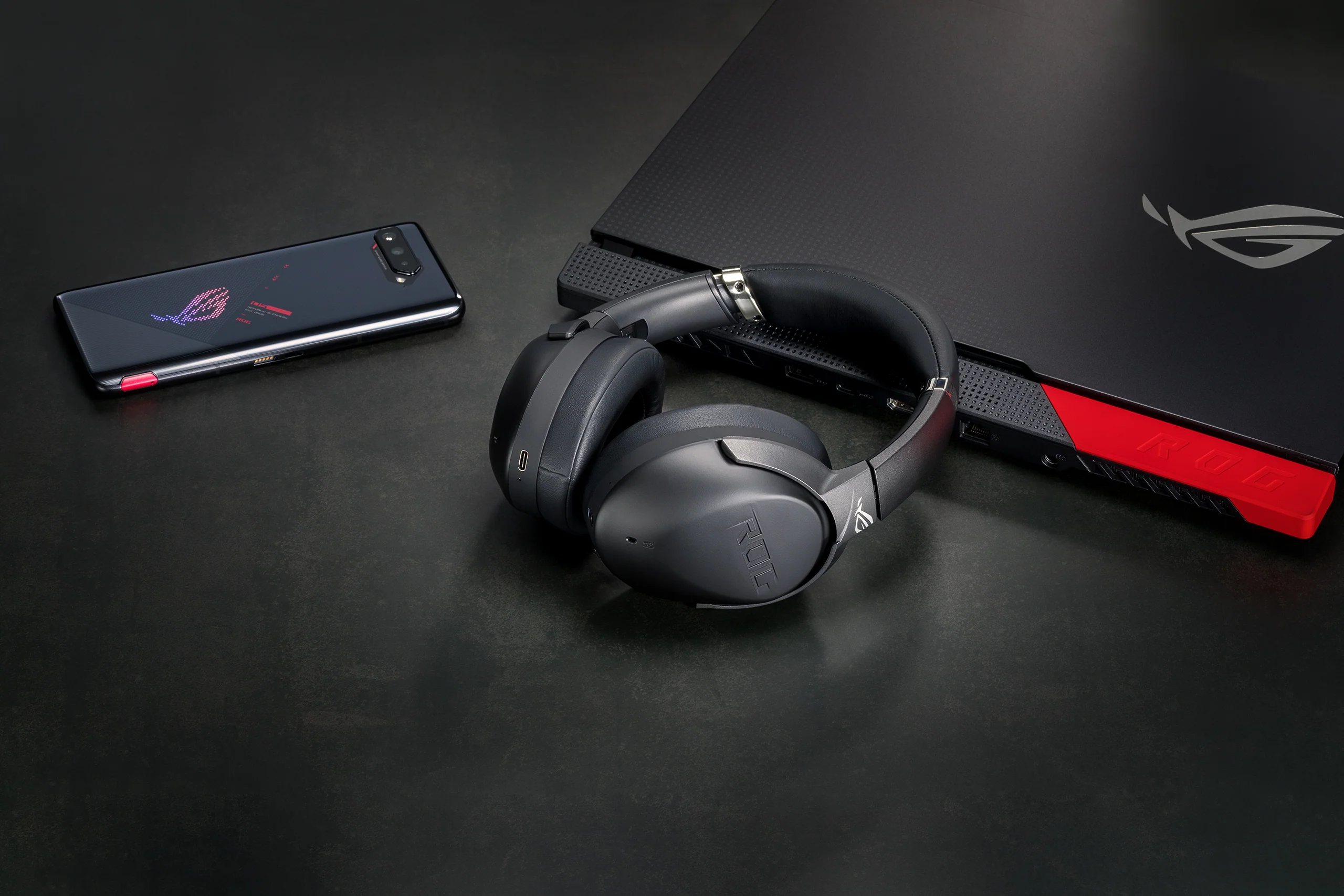 ASUS ROG Strix Go BT – kabelloses Bluetooth-Gaming-Headset mit aktiver Geräuschunterdrückung